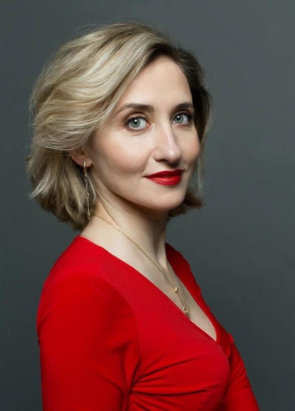 Елена Шакунова